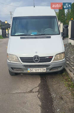 Вантажопасажирський фургон Mercedes-Benz Sprinter 2004 в Львові