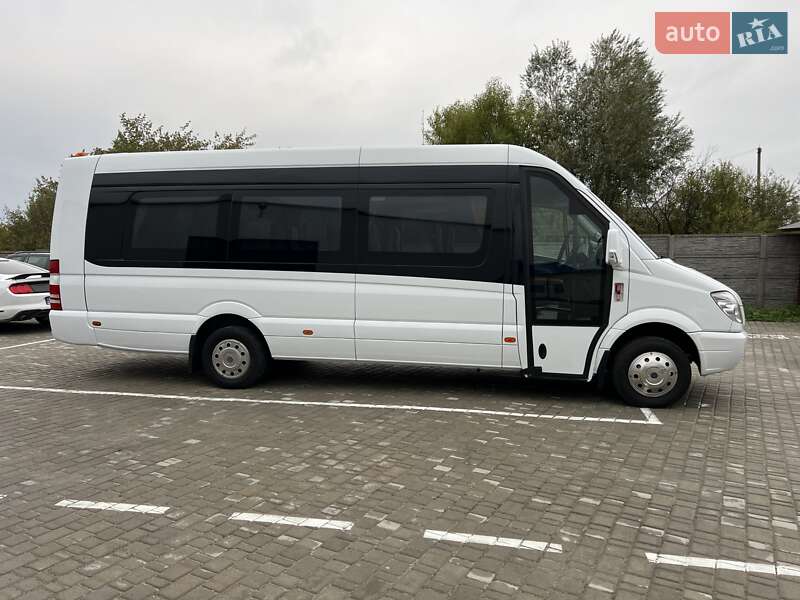 Туристический / Междугородний автобус Mercedes-Benz Sprinter 2012 в Хотине