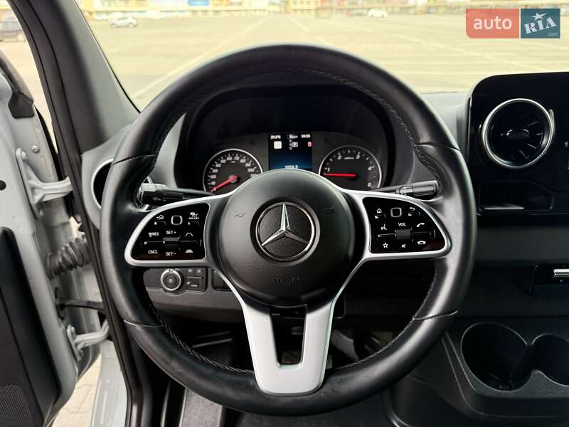 Вантажний фургон Mercedes-Benz Sprinter 2021 в Чернівцях