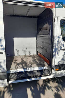 Микроавтобус грузовой (до 3,5т) Mercedes-Benz Sprinter 2014 в 