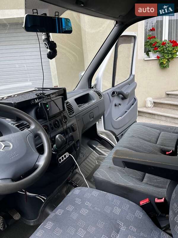 Микроавтобус грузовой (до 3,5т) Mercedes-Benz Sprinter 2001 в Коломые