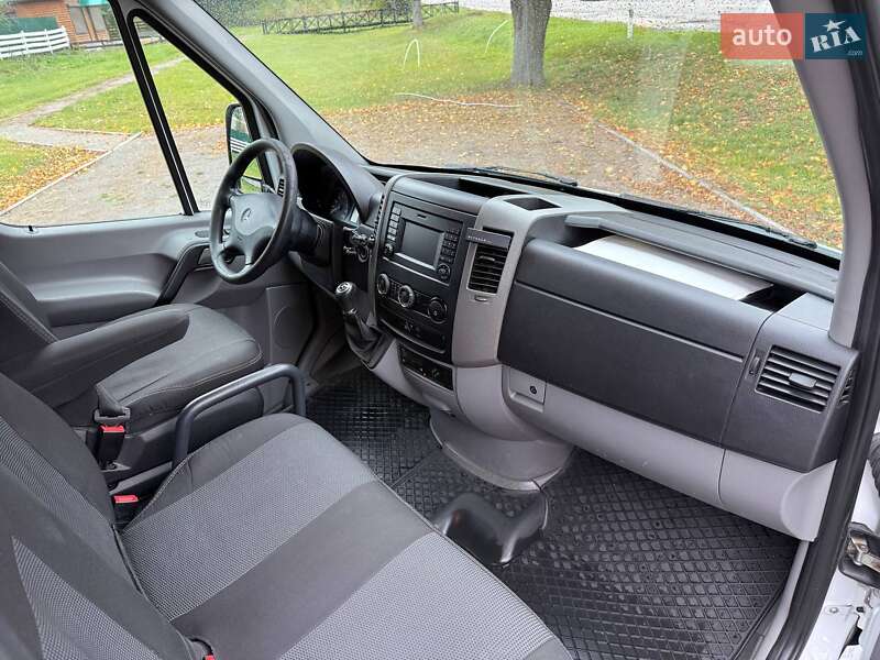Мікроавтобус вантажний (до 3,5т) Mercedes-Benz Sprinter 2017 в Білій Церкві фото 13 Мікроавтобус вантажний (до 3,5т) Mercedes-Benz Sprinter 2017 в Білій Церкві