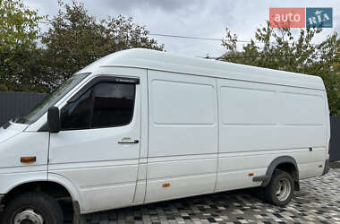Грузовой фургон Mercedes-Benz Sprinter 2005 в 