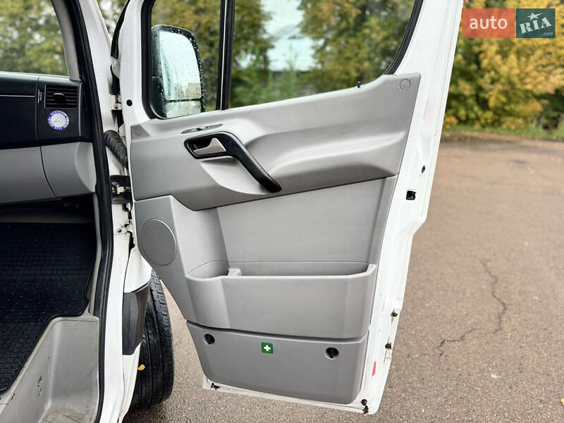 Грузовой фургон Mercedes-Benz Sprinter 2011 в Ровно
