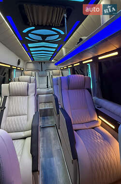 Микроавтобус Mercedes-Benz Sprinter 2017 в 
