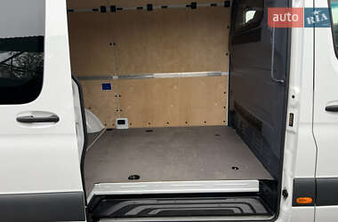 Вантажний фургон Mercedes-Benz Sprinter 2021 в 