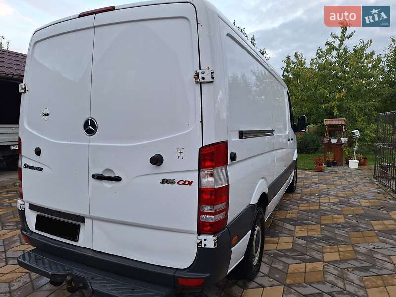 Грузовой фургон Mercedes-Benz Sprinter 2009 в Городище