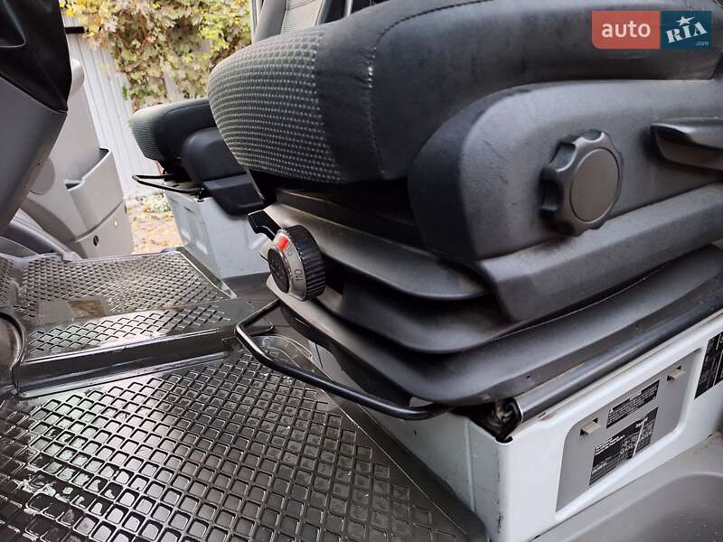 Грузовой фургон Mercedes-Benz Sprinter 2009 в Городище