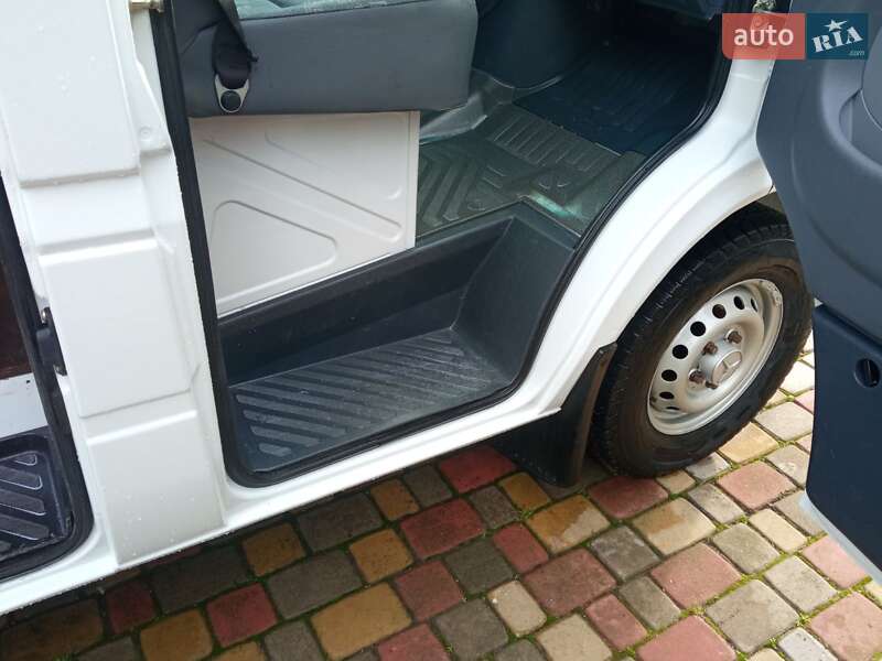 Вантажний фургон Mercedes-Benz Sprinter 2006 в Луцьку