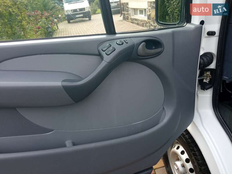 Вантажний фургон Mercedes-Benz Sprinter 2006 в Луцьку