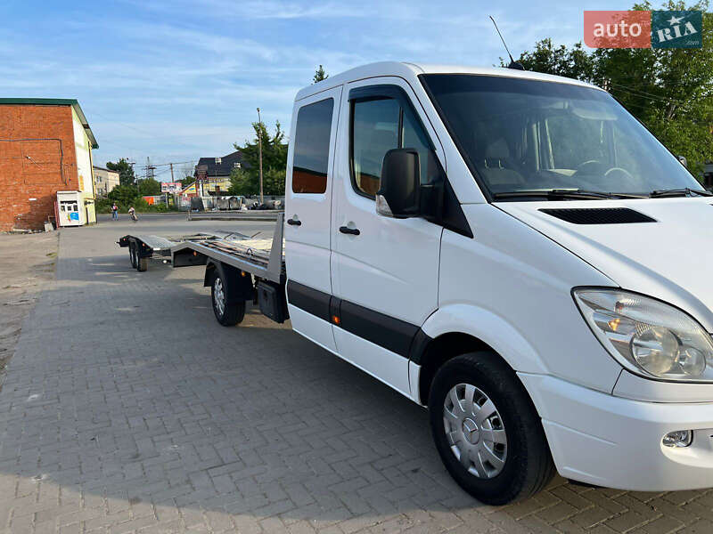 Эвакуатор Mercedes-Benz Sprinter 2012 в Самборе