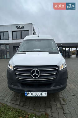 Грузовой фургон Mercedes-Benz Sprinter 2020 в 