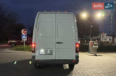 Грузопассажирский фургон Mercedes-Benz Sprinter 2005 в 
