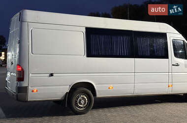 Грузопассажирский фургон Mercedes-Benz Sprinter 2005 в 