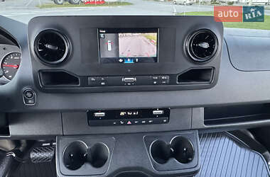 Вантажний фургон Mercedes-Benz Sprinter 2022 в 