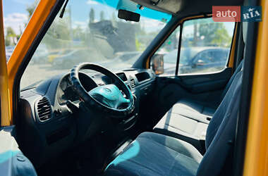Микроавтобус грузовой (до 3,5т) Mercedes-Benz Sprinter 2000 в 