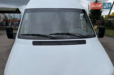 Вантажний фургон Mercedes-Benz Sprinter 2005 в 