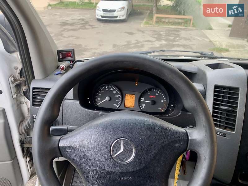 Микроавтобус грузовой (до 3,5т) Mercedes-Benz Sprinter 2015 в Мукачево