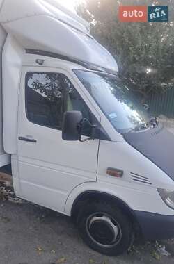 Грузопассажирский фургон Mercedes-Benz Sprinter 2004 в  фото 5 Грузопассажирский фургон Mercedes-Benz Sprinter 2004 в