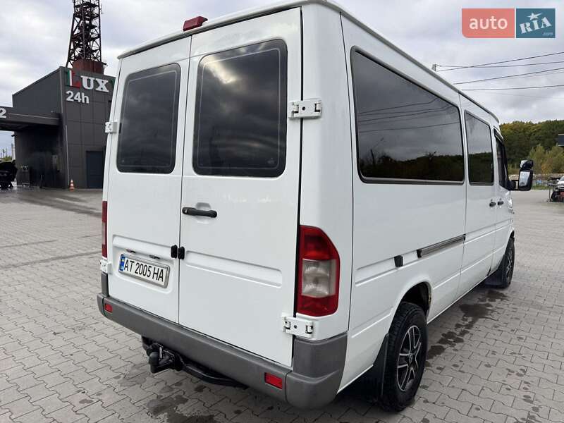Микроавтобус Mercedes-Benz Sprinter 2005 в Калуше