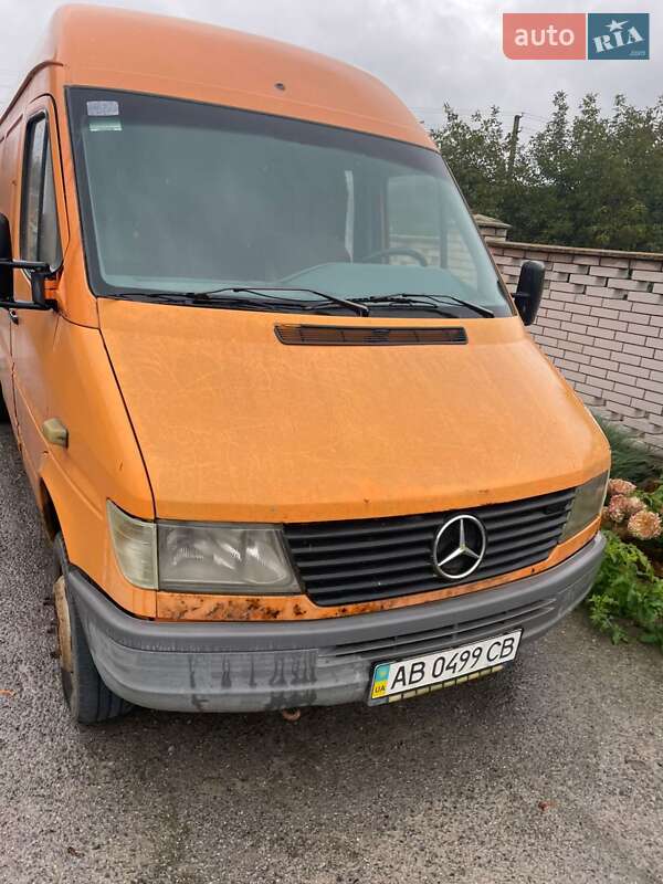 Вантажний фургон Mercedes-Benz Sprinter 1997 в Вінниці