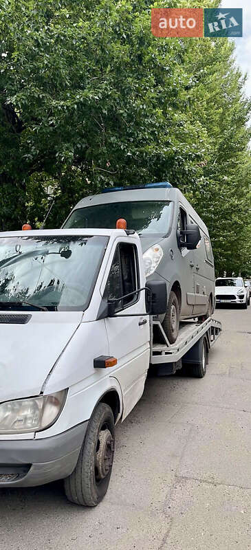 Эвакуатор Mercedes-Benz Sprinter 2004 в Харькове