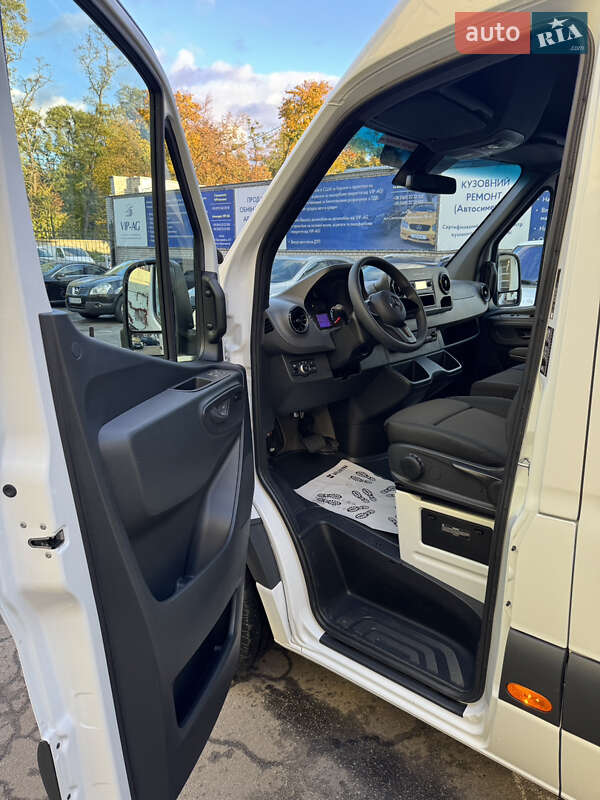 Грузовой фургон Mercedes-Benz Sprinter 2024 в Киеве фото 18 Грузовой фургон Mercedes-Benz Sprinter 2024 в Киеве