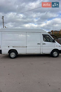 Грузовой фургон Mercedes-Benz Sprinter 2001 в 