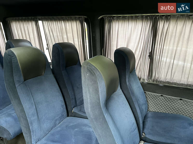 Мікроавтобус Mercedes-Benz Sprinter 2002 в Києві