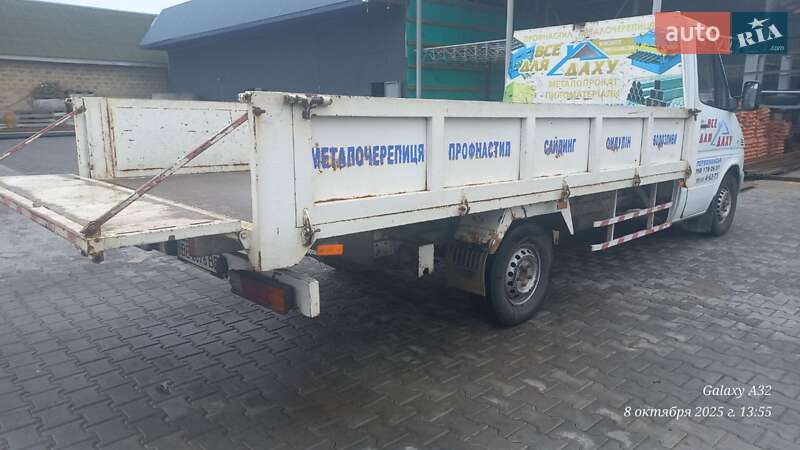 Mercedes-Benz Sprinter 2005