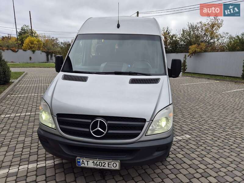 Мікроавтобус Mercedes-Benz Sprinter 2009 в Івано-Франківську