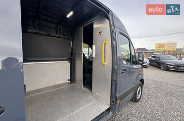 Грузовой фургон Mercedes-Benz Sprinter 2020 в 