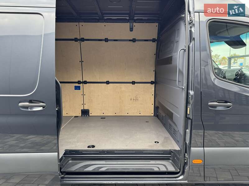 Грузовой фургон Mercedes-Benz Sprinter 2020 в Ровно