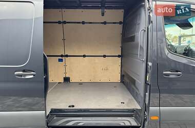 Грузовой фургон Mercedes-Benz Sprinter 2020 в  фото 32 Грузовой фургон Mercedes-Benz Sprinter 2020 в