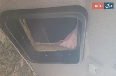 Тентованый Mercedes-Benz Sprinter 2001 в 