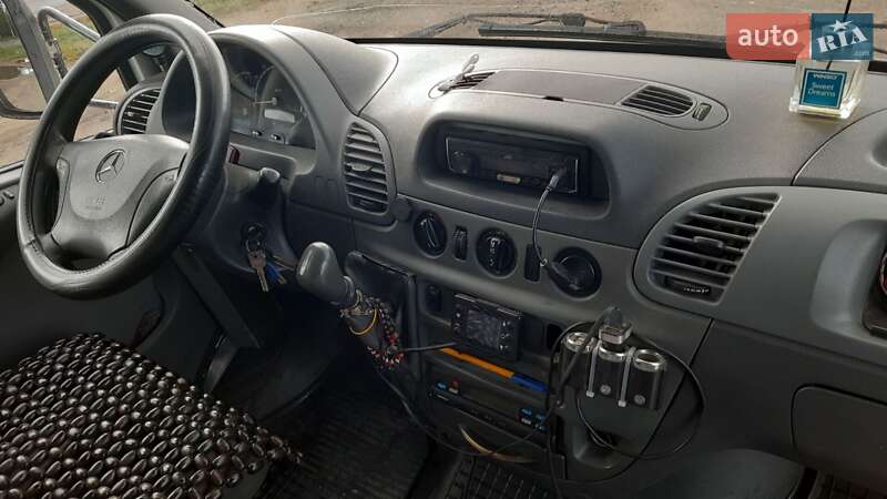 Тентований Mercedes-Benz Sprinter 2001 в Монастирищеві