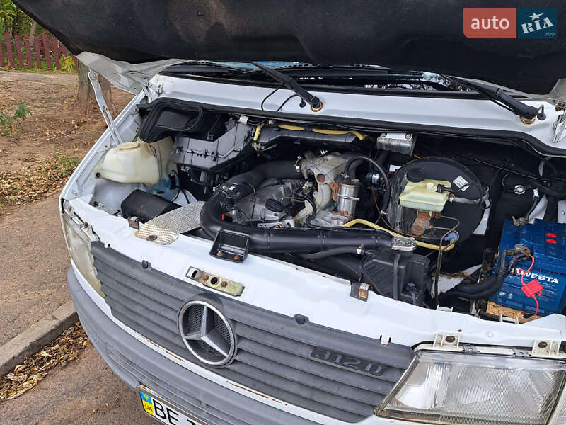 Микроавтобус Mercedes-Benz Sprinter 1999 в Николаеве