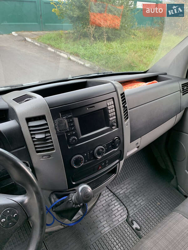 Грузопассажирский фургон Mercedes-Benz Sprinter 2015 в Виннице