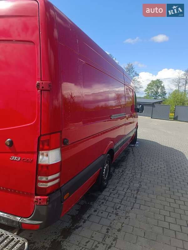Грузовой фургон Mercedes-Benz Sprinter 2013 в Ивано-Франковске