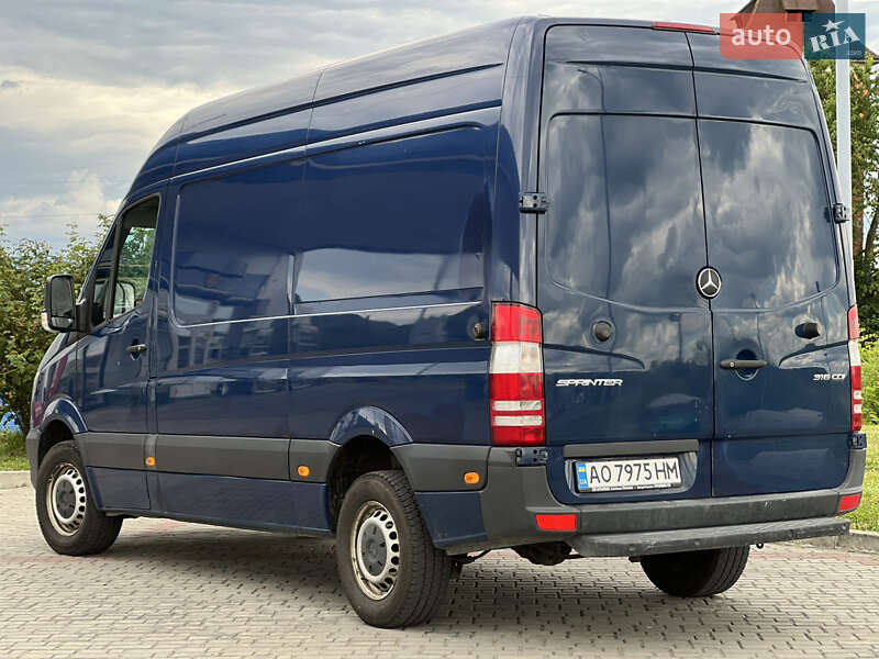 Грузовой фургон Mercedes-Benz Sprinter 2014 в Мукачево