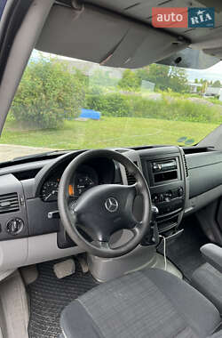 Грузовой фургон Mercedes-Benz Sprinter 2014 в  фото 27 Грузовой фургон Mercedes-Benz Sprinter 2014 в