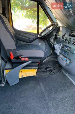 Микроавтобус Mercedes-Benz Sprinter 2004 в 