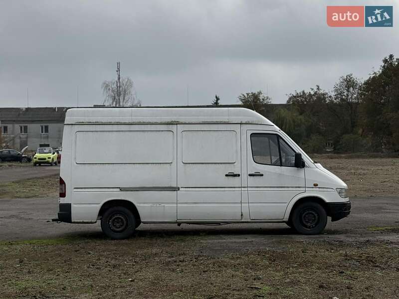 Грузовой фургон Mercedes-Benz Sprinter 1999 в Ровно
