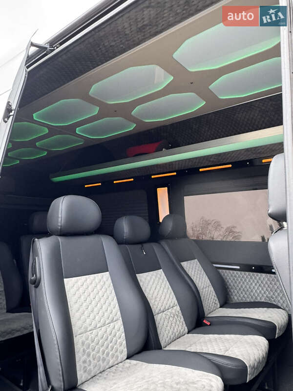 Туристический / Междугородний автобус Mercedes-Benz Sprinter 2015 в Луцке