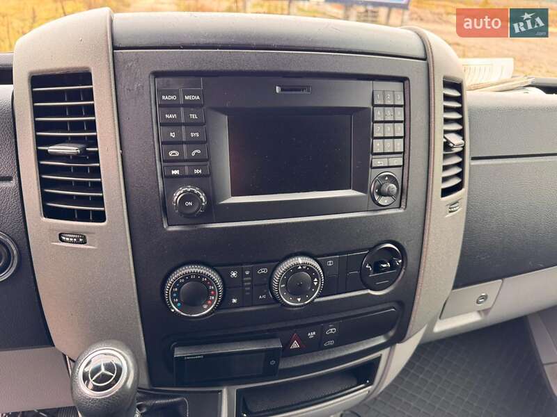 Грузопассажирский фургон Mercedes-Benz Sprinter 2016 в Ровно