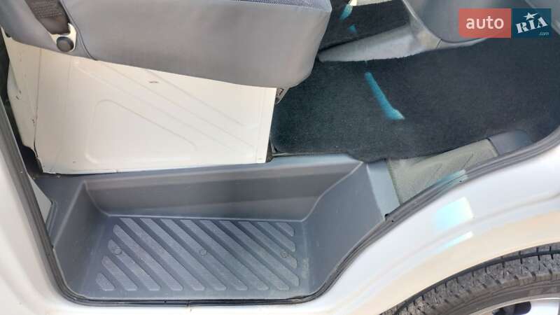 Грузовой фургон Mercedes-Benz Sprinter 2005 в Бердичеве фото 22 Грузовой фургон Mercedes-Benz Sprinter 2005 в Бердичеве