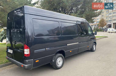 Грузовой фургон Mercedes-Benz Sprinter 2005 в 