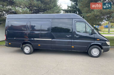 Грузовой фургон Mercedes-Benz Sprinter 2005 в 