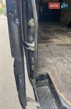 Грузовой фургон Mercedes-Benz Sprinter 2005 в 