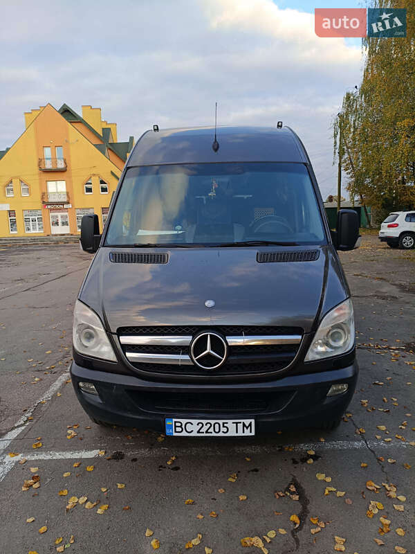Туристичний / Міжміський автобус Mercedes-Benz Sprinter 2011 в Дрогобичі фото 2 Туристичний / Міжміський автобус Mercedes-Benz Sprinter 2011 в Дрогобичі